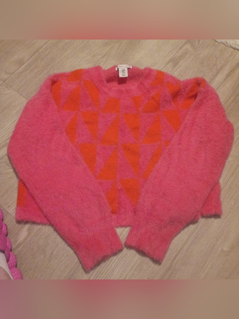 Woman's Sweater Lot